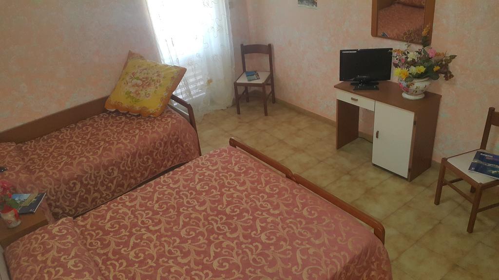 Hotel Menta E Rosmarino Monte SantʼAngelo Kamer foto
